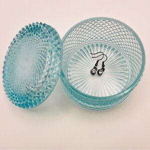 VTG Pairpoint Glass Blue Diamond Hobnail/Point Glass Trinket  w/lid 2.75”. Gift.